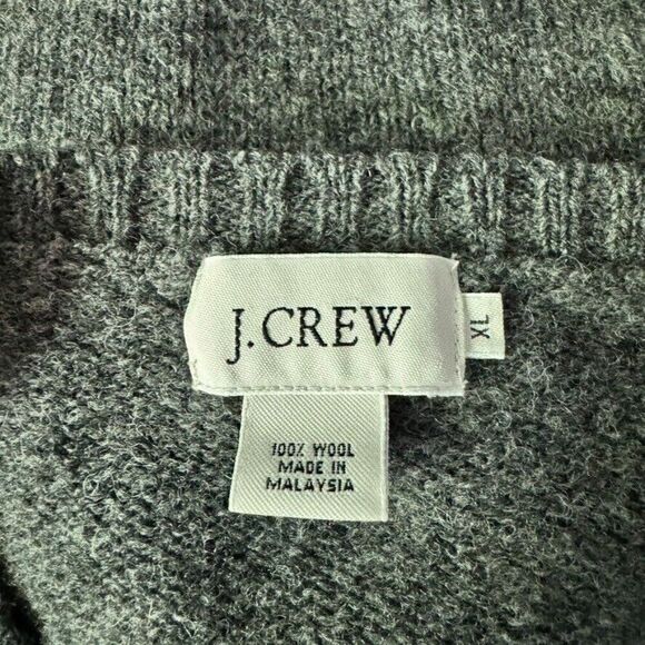 Vintage Mens J Crew 100% Wool Gray Striped Preppy V Neck Sweater XL - Picture 2 of 7